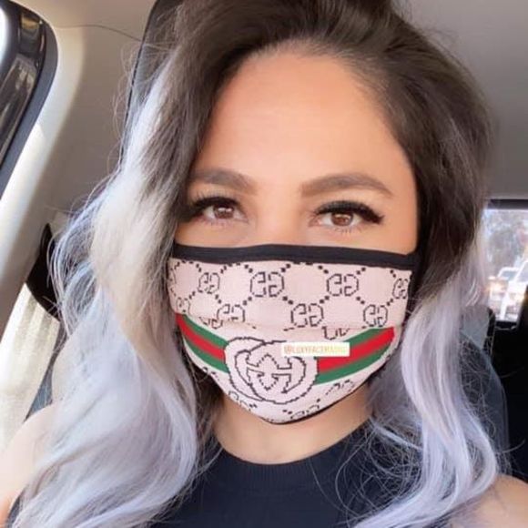 jazzyglowtan